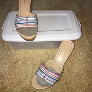 Multi colored wedges